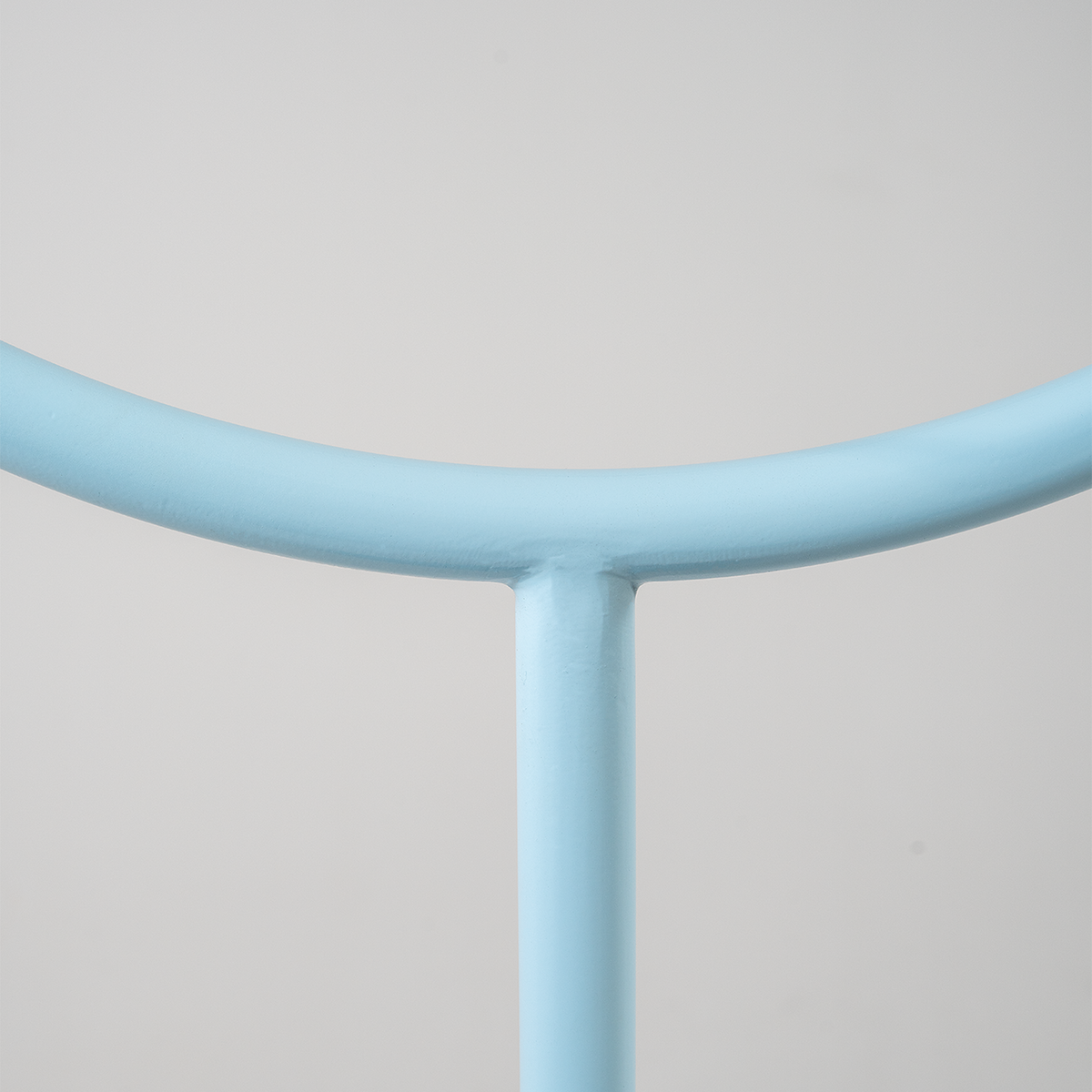 A STURDY BASE FOR YOUR CLOTH STAND