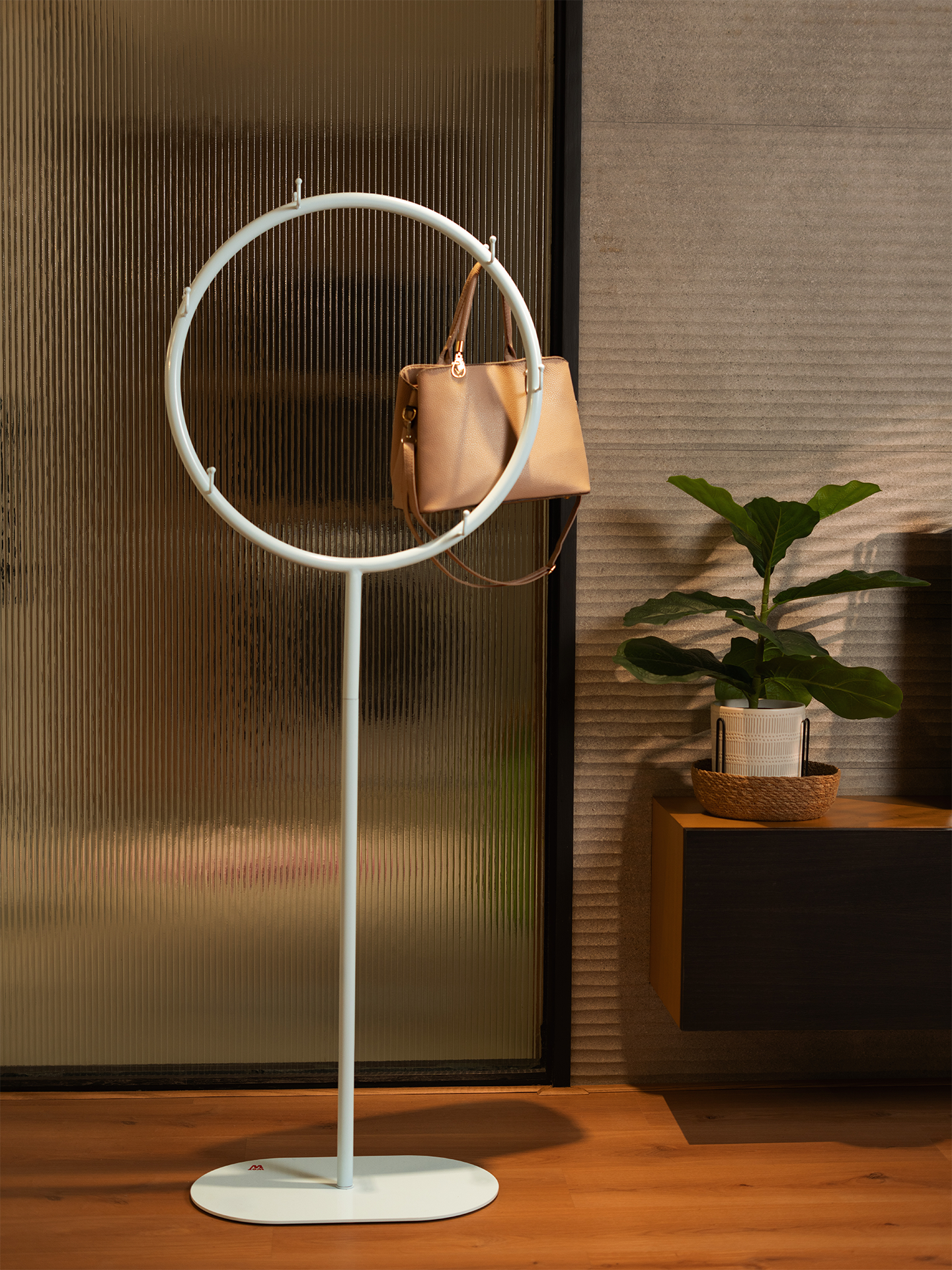 ORB CLOTH STAND