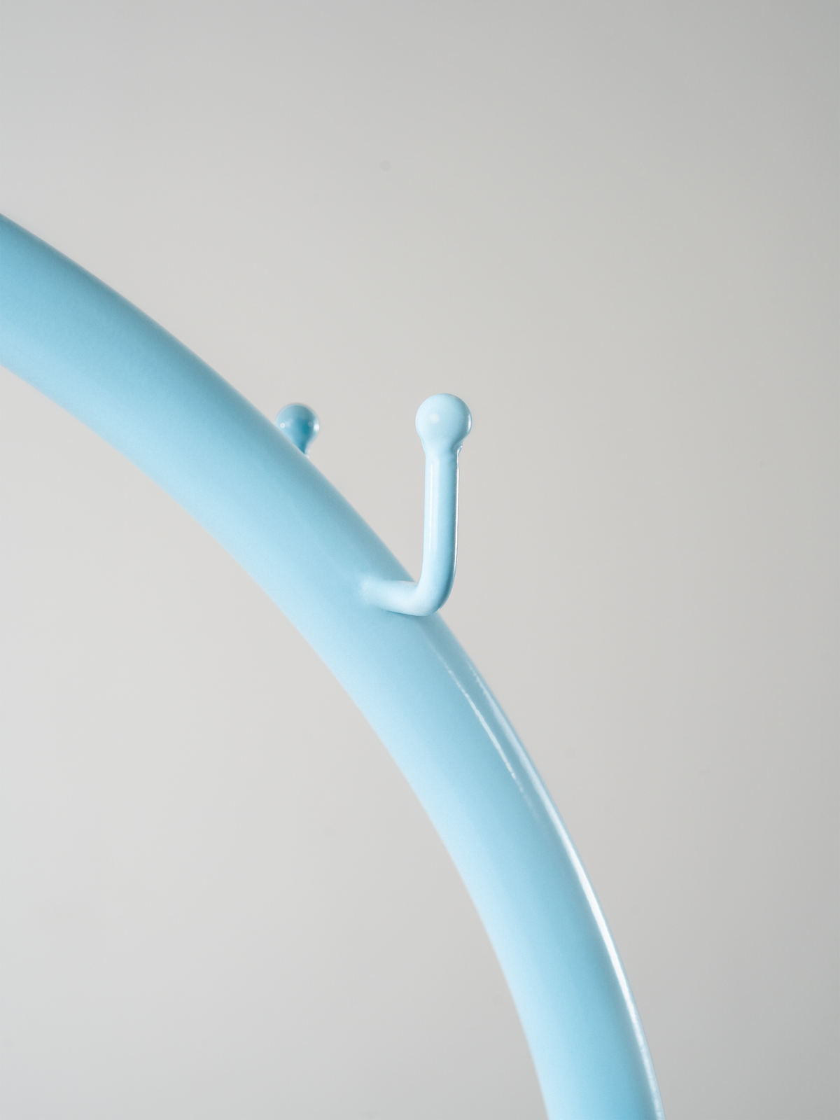 ORB CLOTH STAND